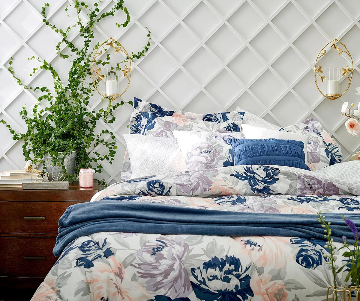 Manoticello Nightstand 6 Manoticello Nightstand - Image 4