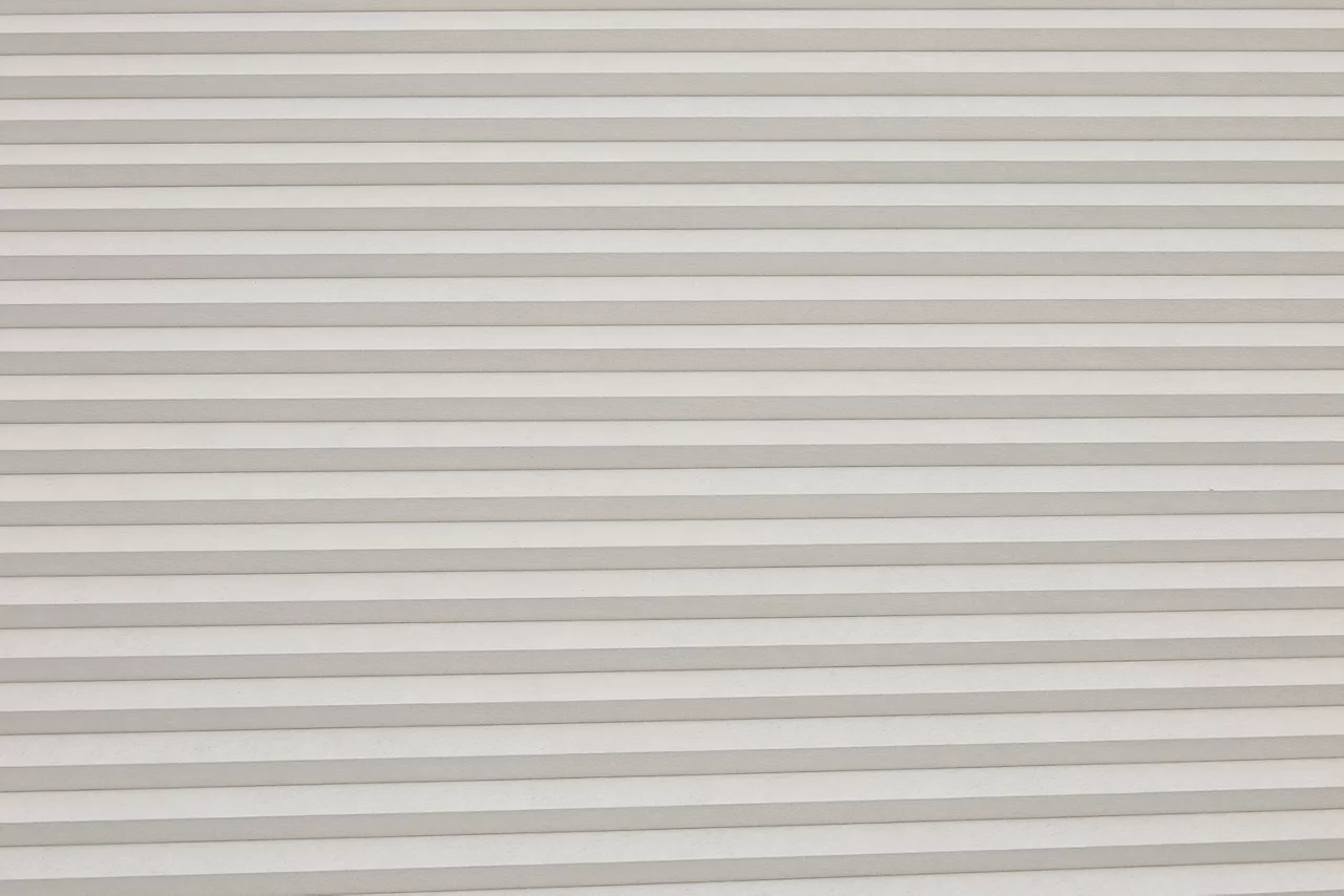 Gray Cellular Cordless Shade Blind, (48" X 72") 6 Gray Cellular Cordless Shade Blind, (48" X 72") - Image 4