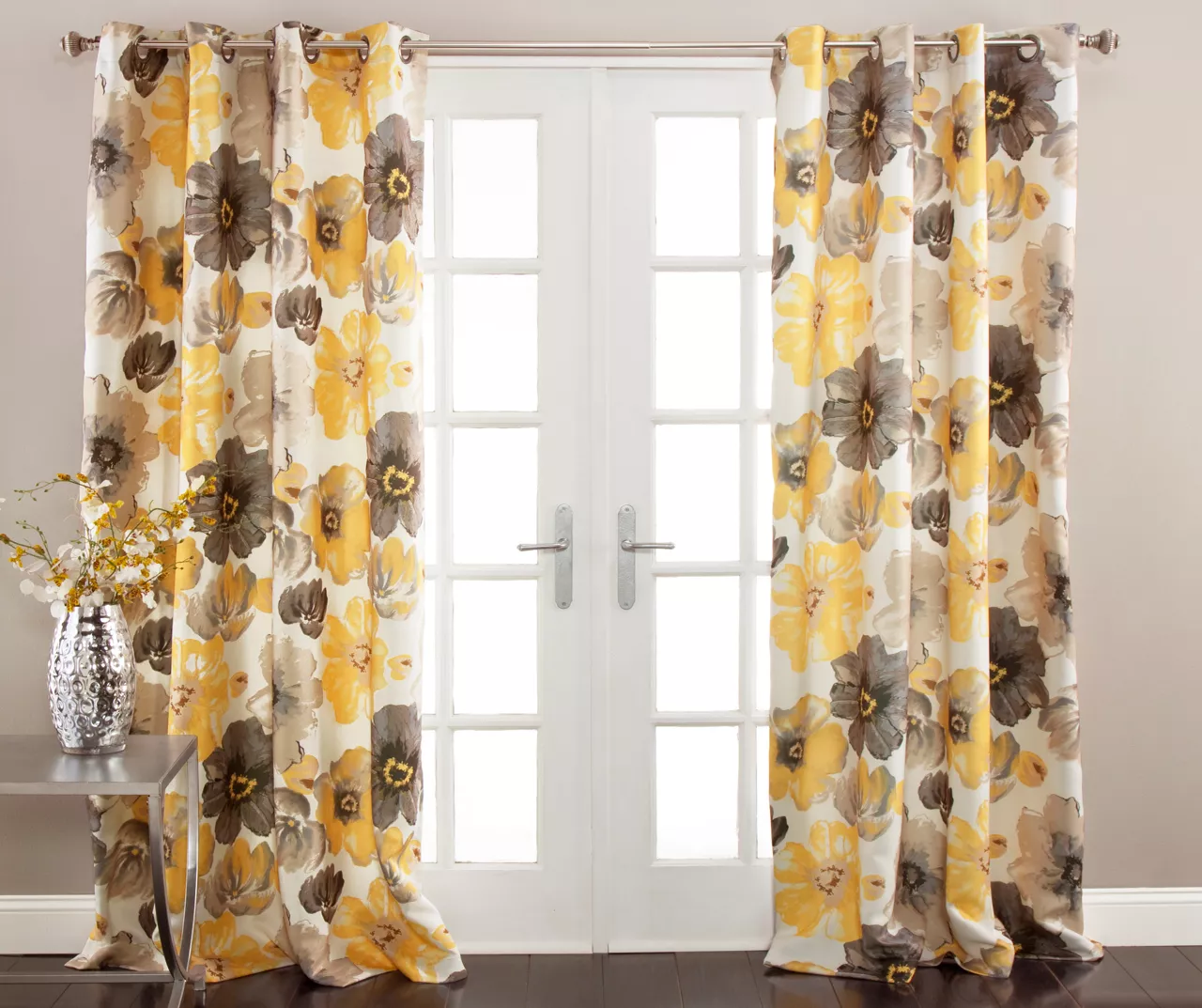 Leah Floral Room-Darkening Grommet Curtain Panel Pair 12 Leah Floral Room-Darkening Grommet Curtain Panel Pair - Image 10