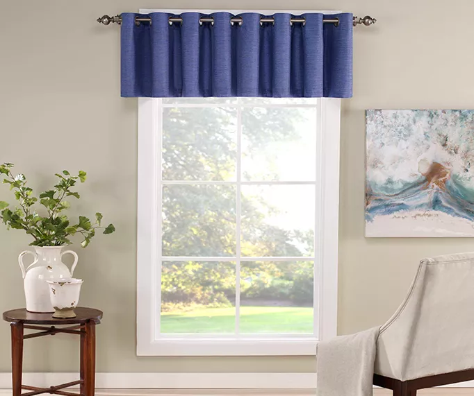 Eclipse Newport Therma Blackout Grommet Valance 6 Eclipse Newport Therma Blackout Grommet Valance - Image 4
