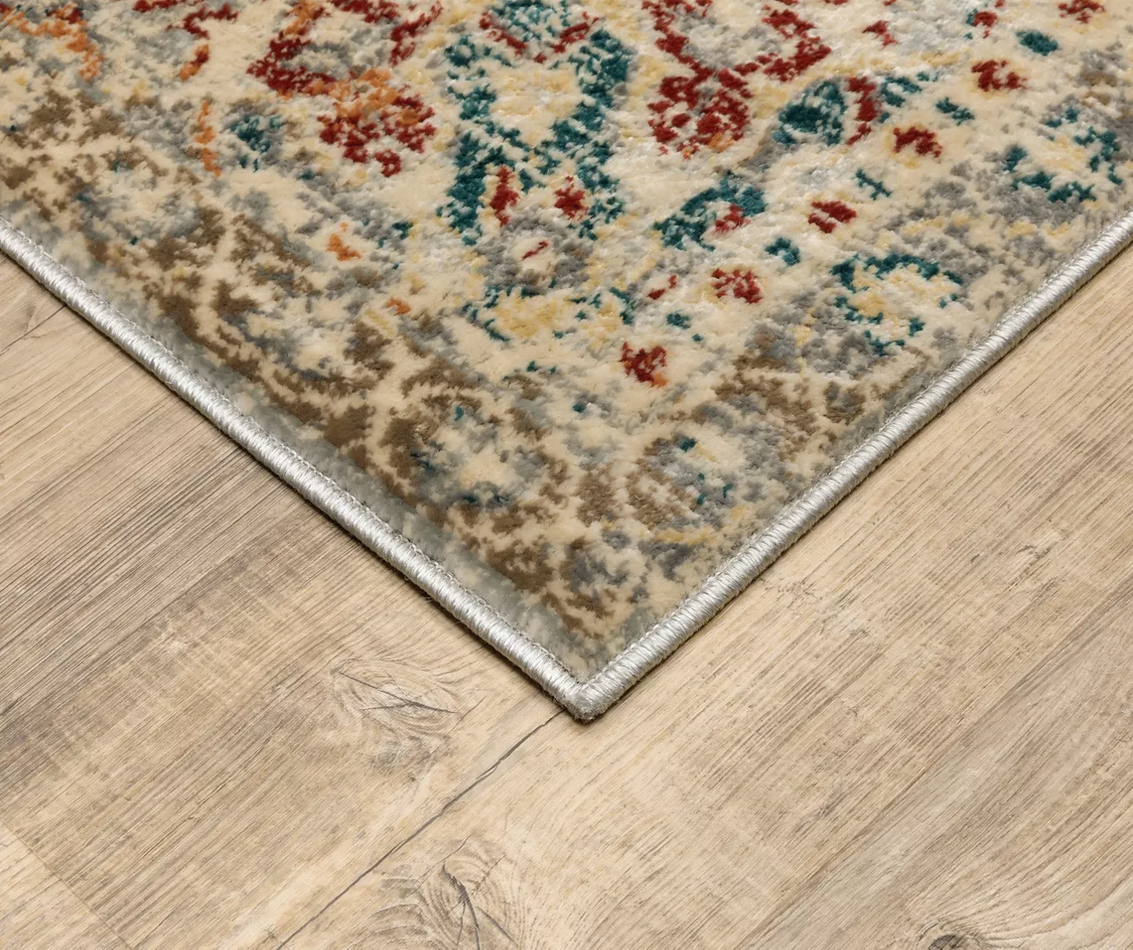 George Medallion Area Rug, (6'7" X 9'2") 6 George Medallion Area Rug, (6'7" X 9'2") - Image 4