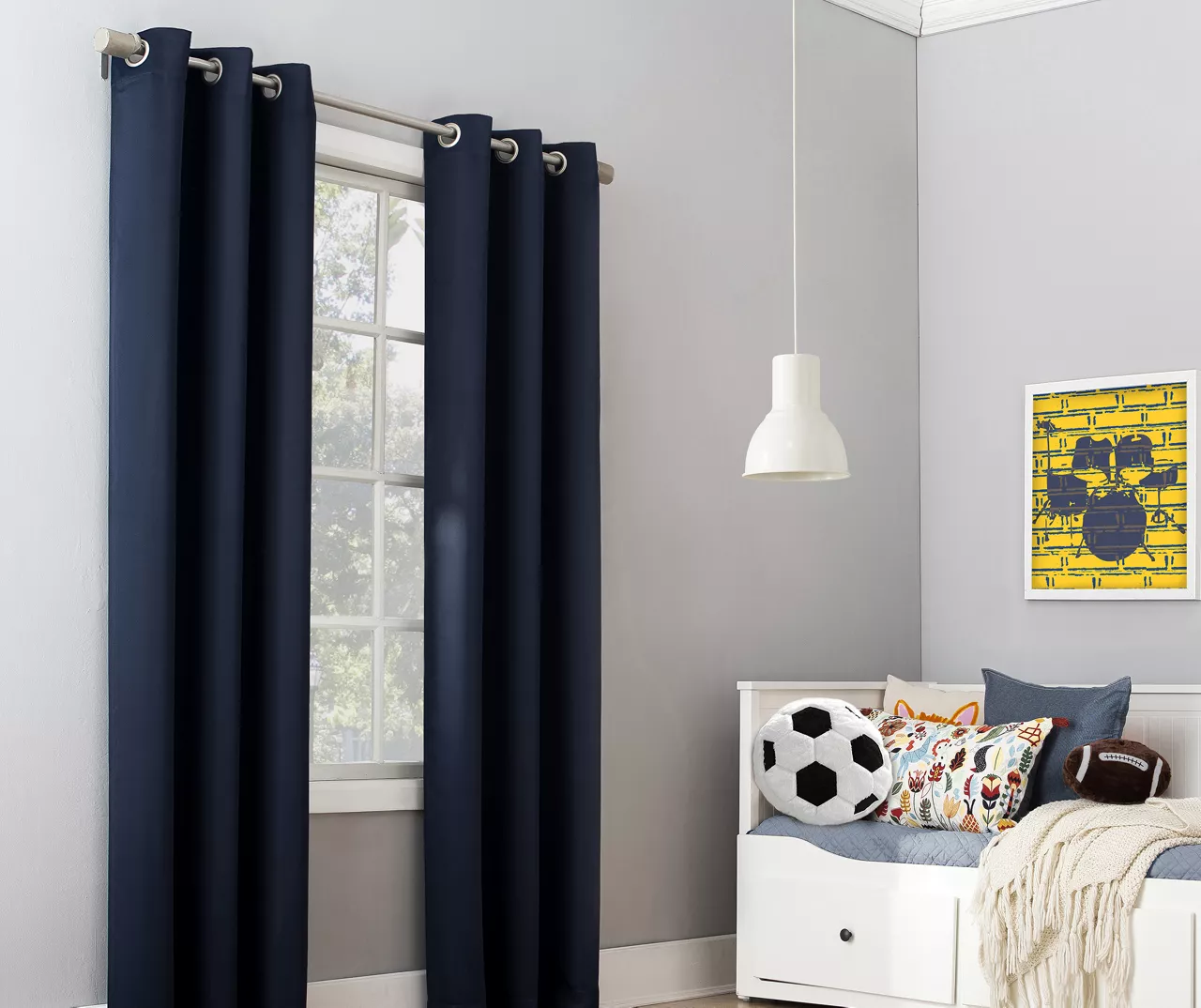 Sun Zero Rinley Blackout Grommet Curtain Panel 8 Sun Zero Rinley Blackout Grommet Curtain Panel - Image 6