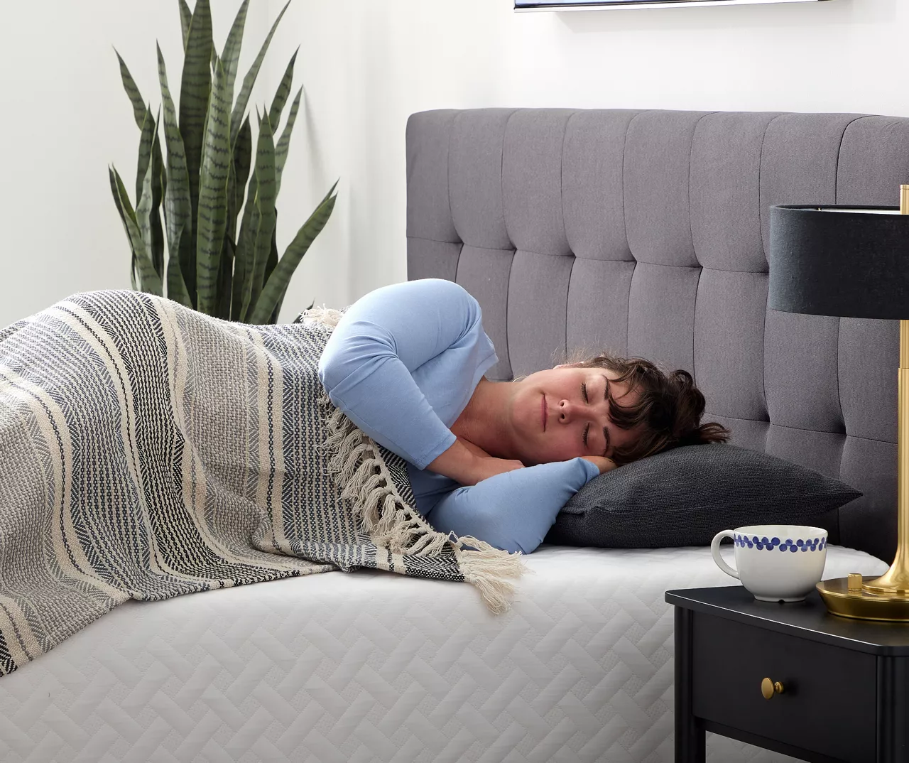 Lucid Comfort Collection 10" Firm Gel Memory Foam Mattress-In-A-Box 5 Lucid Comfort Collection 10" Firm Gel Memory Foam Mattress-In-A-Box - Image 3