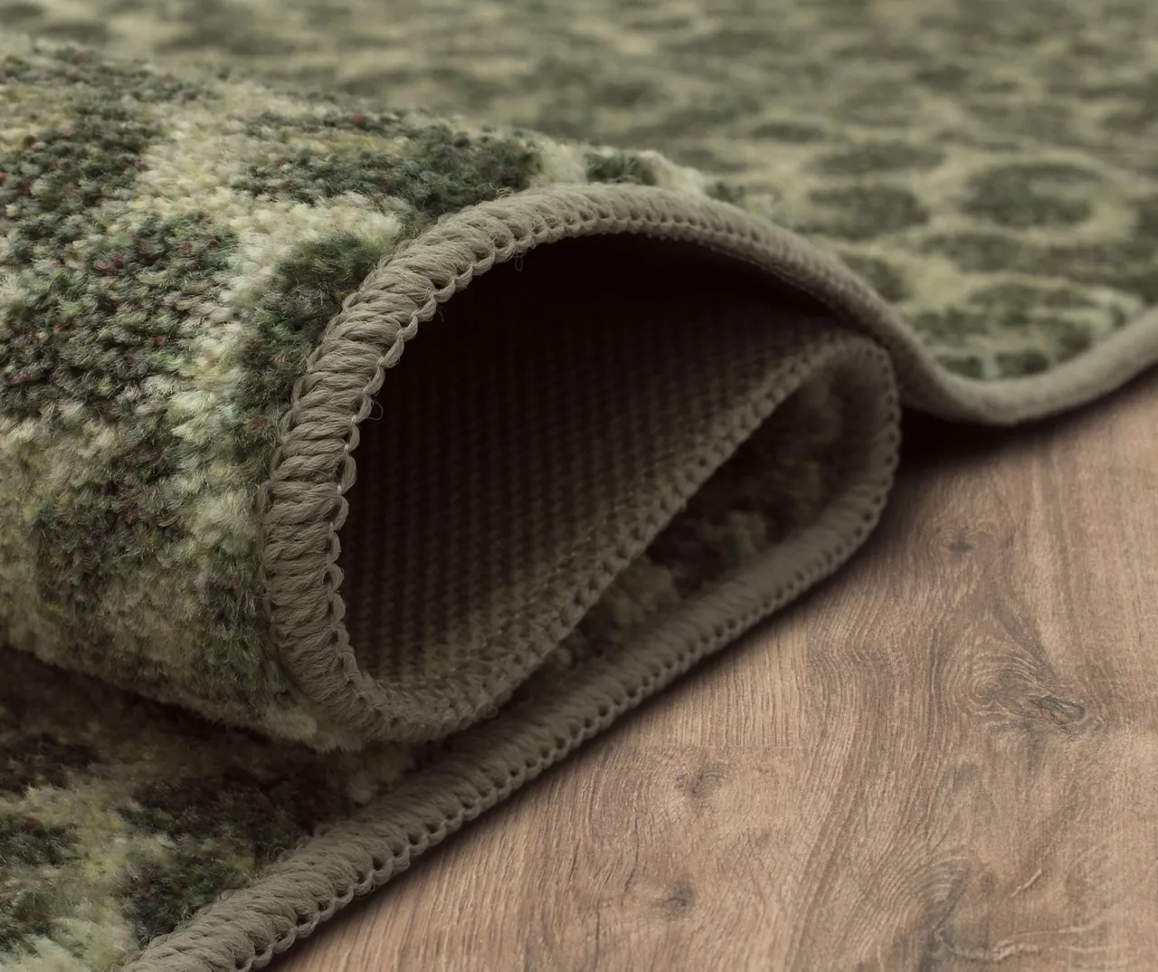 Gray & Tan Leopard Print Area Rug, (4' X 6') 9 Gray & Tan Leopard Print Area Rug, (4' X 6') - Image 7