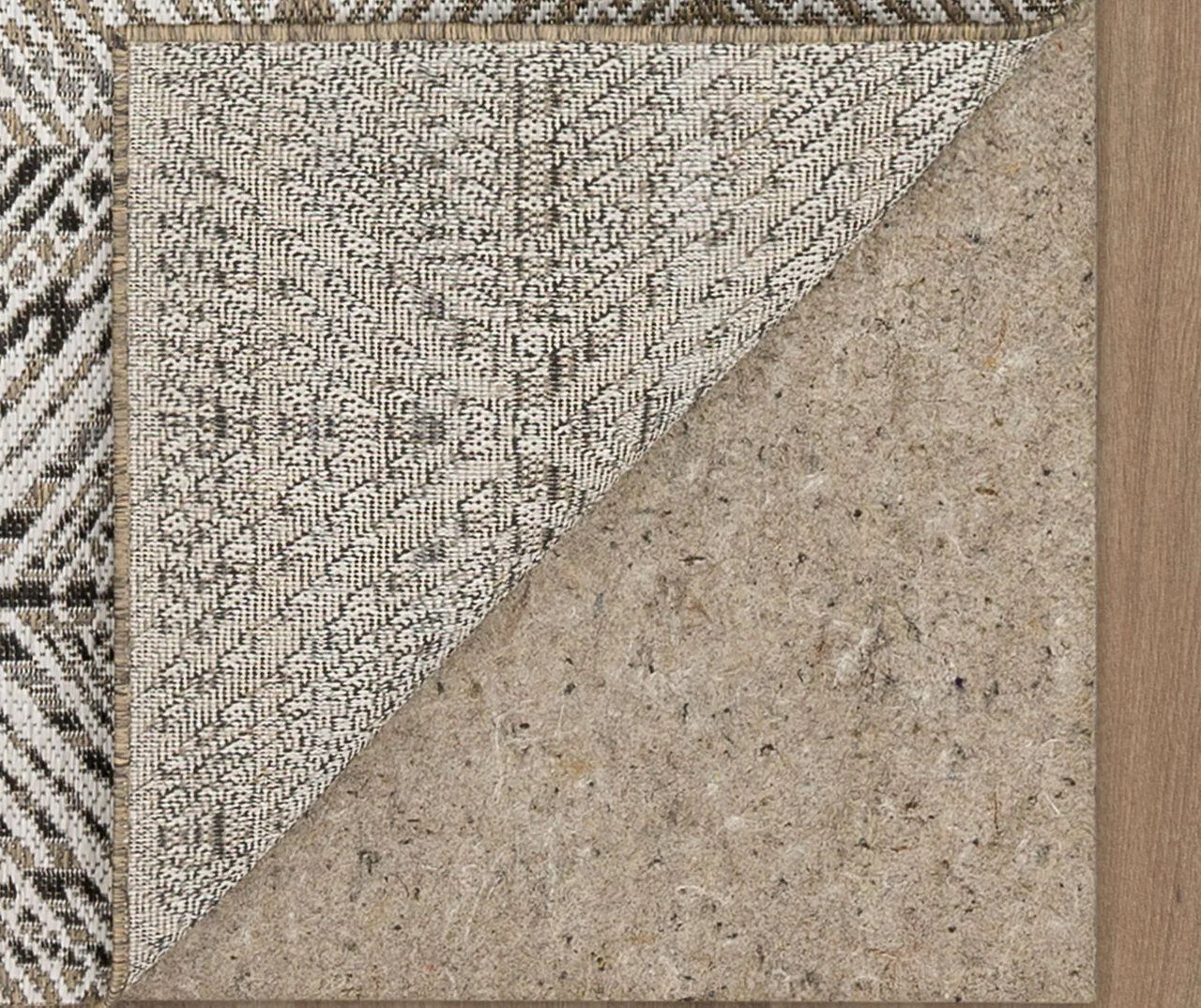 Poolside Diamond Dark Gray & Ivory Outdoor Area Rug, (2.5' X 6') 6 Poolside Diamond Dark Gray & Ivory Outdoor Area Rug, (2.5' X 6') - Image 4