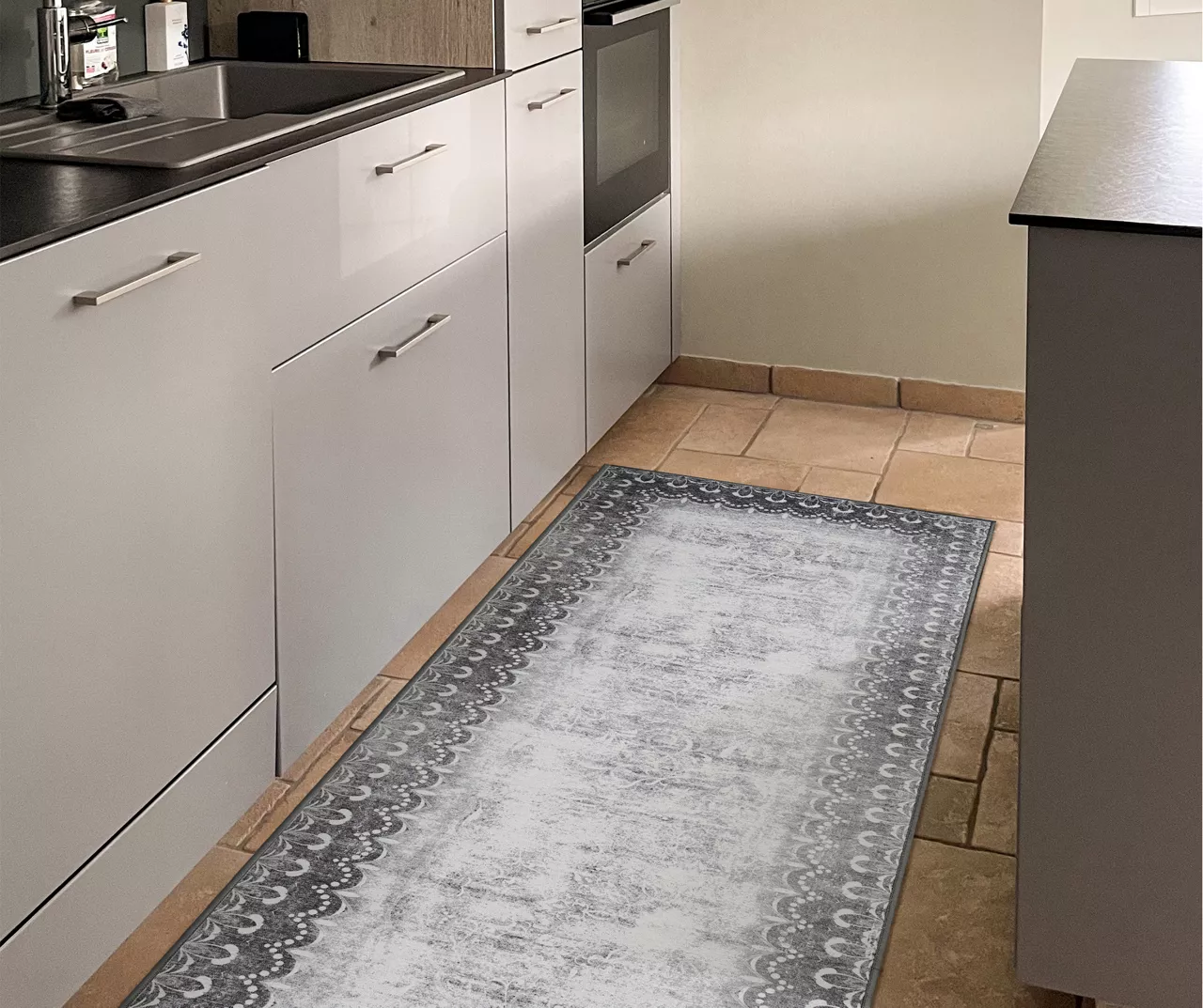 My Magic Carpet Dardon Gray Scallop-Border Washable Runner Rug, (2.5' X 7') 10 My Magic Carpet Dardon Gray Scallop-Border Washable Runner Rug, (2.5' X 7') - Image 8