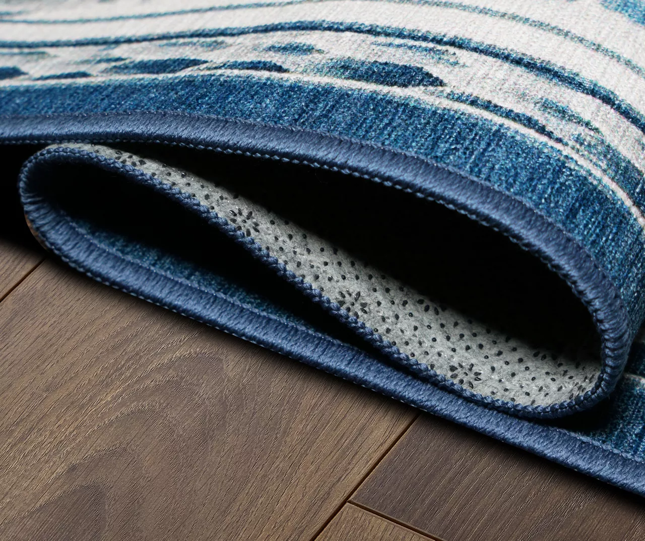 My Magic Carpet Aubusson Blue & White Ornamental Washable Area Rug, (3' X 5') 5 My Magic Carpet Aubusson Blue & White Ornamental Washable Area Rug, (3' X 5') - Image 3